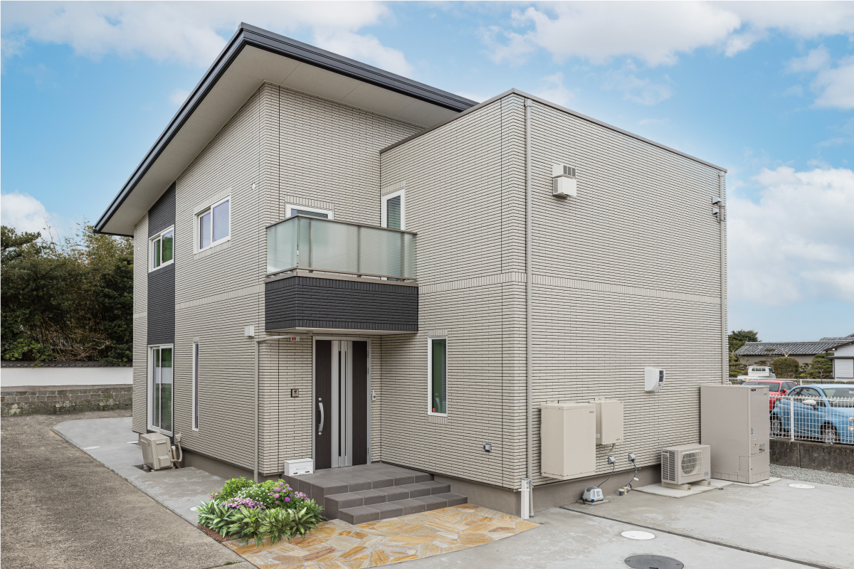 一条工務店 建築実例 外観2階建て